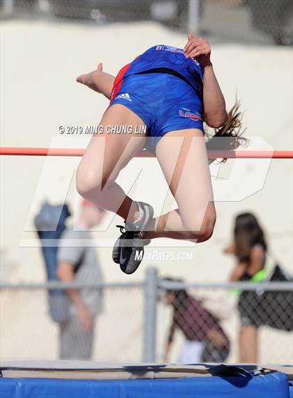 Thumbnail 2 in 50th Asics Laguna Beach Trophy Invitational (High Jump) photogallery.