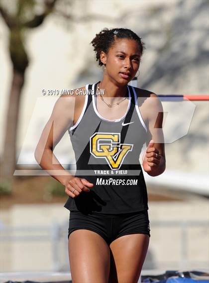 Thumbnail 2 in 50th Asics Laguna Beach Trophy Invitational (High Jump) photogallery.