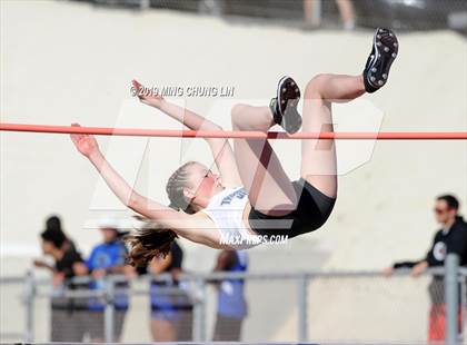 Thumbnail 3 in 50th Asics Laguna Beach Trophy Invitational (High Jump) photogallery.