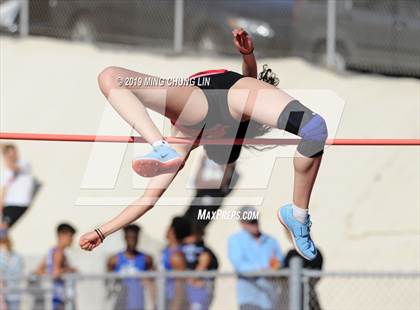 Thumbnail 1 in 50th Asics Laguna Beach Trophy Invitational (High Jump) photogallery.