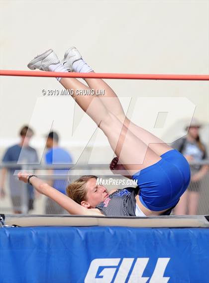 Thumbnail 3 in 50th Asics Laguna Beach Trophy Invitational (High Jump) photogallery.