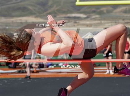 Thumbnail 1 in Skyridge Tri Meet (High Jump) photogallery.