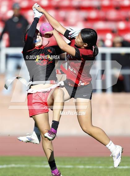 Thumbnail 3 in Lincoln vs Lowell (CIF SFS GFF Final) photogallery.
