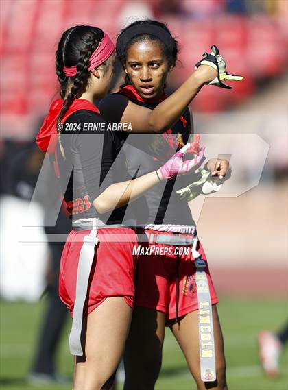 Thumbnail 2 in Lincoln vs Lowell (CIF SFS GFF Final) photogallery.