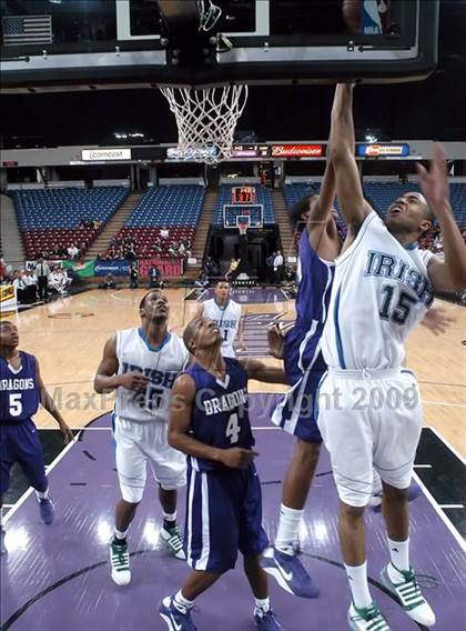 Thumbnail 1 in Sacramento vs. Sacred Heart Cathedral (CIF NorCal D3 Final) photogallery.