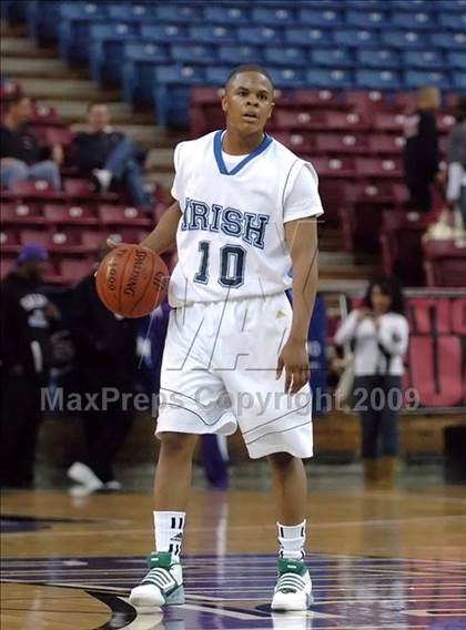 Thumbnail 3 in Sacramento vs. Sacred Heart Cathedral (CIF NorCal D3 Final) photogallery.
