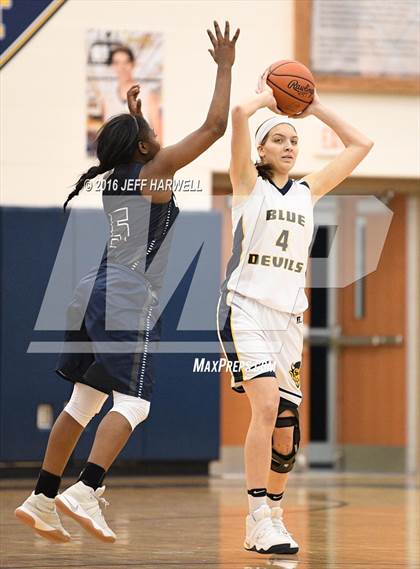 Thumbnail 1 in Hudson @ Tallmadge photogallery.
