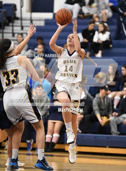 Thumbnail 3 in Hudson @ Tallmadge photogallery.
