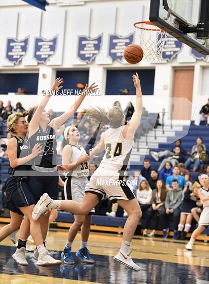 Thumbnail 2 in Hudson @ Tallmadge photogallery.