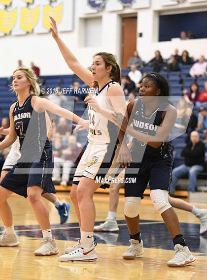 Thumbnail 1 in Hudson @ Tallmadge photogallery.
