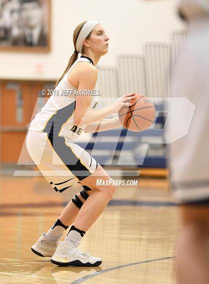 Thumbnail 2 in Hudson @ Tallmadge photogallery.