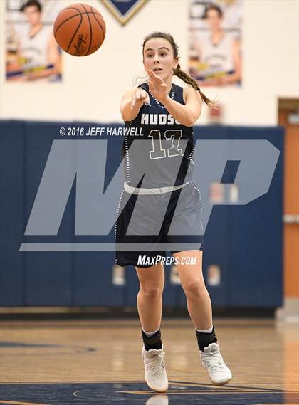 Thumbnail 2 in Hudson @ Tallmadge photogallery.
