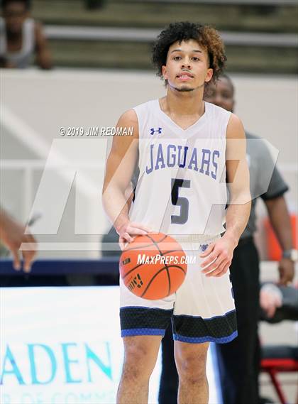 Thumbnail 1 in Morton Ranch vs. Mansfield Summit (McDonald's Texas Invitational) photogallery.
