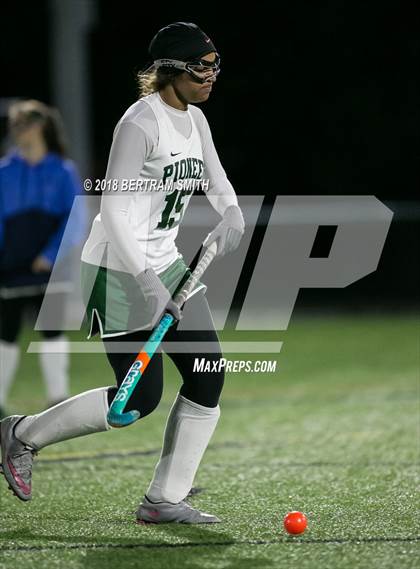 Thumbnail 3 in Williamsville South @ Pioneer (Section 6 Class B Semifinal) photogallery.