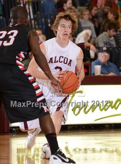 Thumbnail 1 in Maryville vs. Alcoa photogallery.