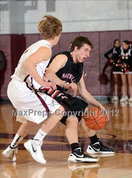 Thumbnail 1 in Maryville vs. Alcoa photogallery.