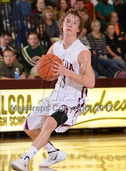 Thumbnail 3 in Maryville vs. Alcoa photogallery.