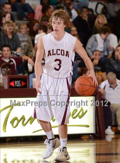 Thumbnail 3 in Maryville vs. Alcoa photogallery.