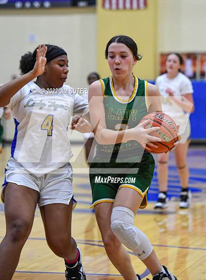 Thumbnail 3 in Rockdale vs Lexington photogallery.