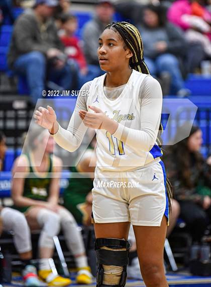 Thumbnail 2 in Rockdale vs Lexington photogallery.