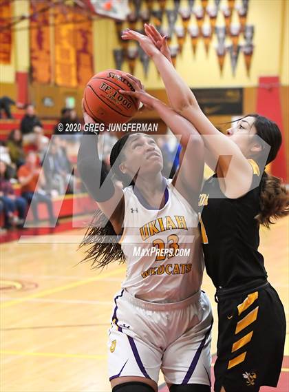 Thumbnail 1 in Alameda vs. Ukiah photogallery.