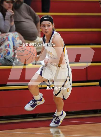 Thumbnail 3 in Alameda vs. Ukiah photogallery.