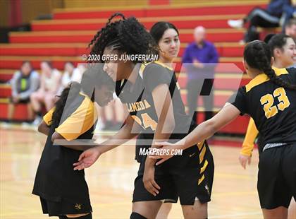 Thumbnail 3 in Alameda vs. Ukiah photogallery.