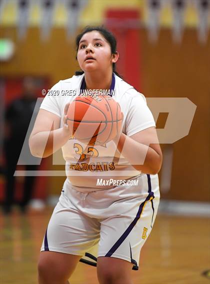 Thumbnail 1 in Alameda vs. Ukiah photogallery.