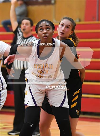 Thumbnail 2 in Alameda vs. Ukiah photogallery.