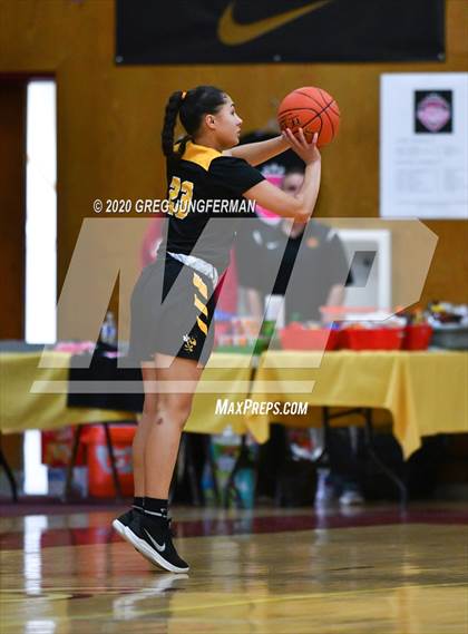 Thumbnail 2 in Alameda vs. Ukiah photogallery.