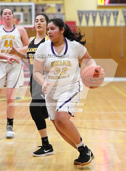 Thumbnail 3 in Alameda vs. Ukiah photogallery.