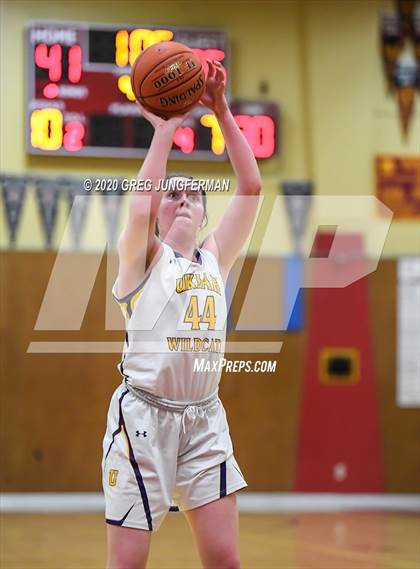 Thumbnail 2 in Alameda vs. Ukiah photogallery.