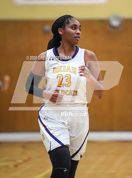 Thumbnail 1 in Alameda vs. Ukiah photogallery.