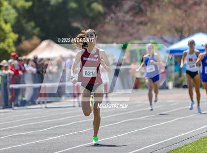 Thumbnail 2 in Bryan Bradley Viking Track Classic (800m) photogallery.