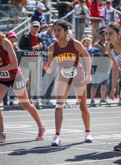 Thumbnail 3 in Bryan Bradley Viking Track Classic (800m) photogallery.