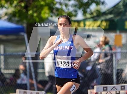 Thumbnail 2 in Bryan Bradley Viking Track Classic (800m) photogallery.