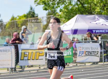 Thumbnail 1 in Bryan Bradley Viking Track Classic (800m) photogallery.