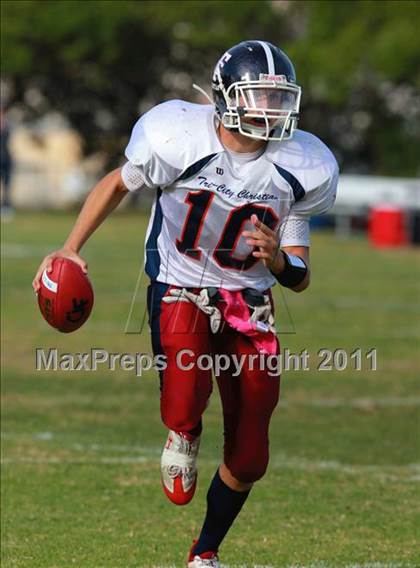 Thumbnail 2 in Tri-City Christian @ Army-Navy photogallery.