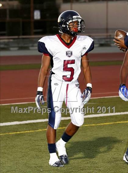 Thumbnail 2 in Horizon vs. Sierra Canyon photogallery.