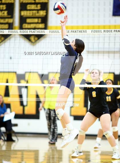 Thumbnail 1 in V.R. Eaton vs Fossil Ridge photogallery.