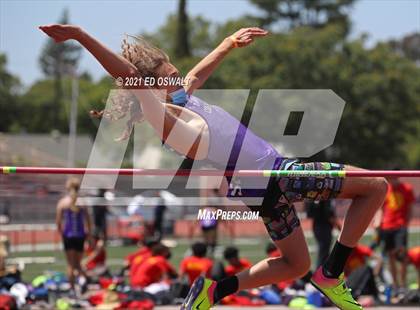 Thumbnail 2 in Pittsburg Relays (High Jump) photogallery.
