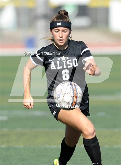 Thumbnail 3 in Aliso Niguel vs. Hart (Aliso Cup Tournament) photogallery.