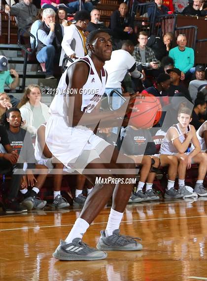 Thumbnail 1 in New Albany vs. Holly Springs (Hotbed Classic) photogallery.