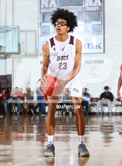 Thumbnail 3 in New Albany vs. Holly Springs (Hotbed Classic) photogallery.