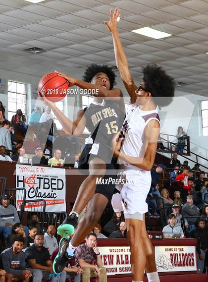 Thumbnail 2 in New Albany vs. Holly Springs (Hotbed Classic) photogallery.