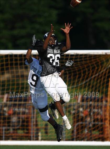 Thumbnail 3 in 27th Annual Eddie Meath All-Star Game (NY Section V) photogallery.