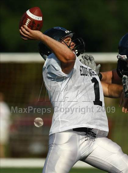 Thumbnail 3 in 27th Annual Eddie Meath All-Star Game (NY Section V) photogallery.