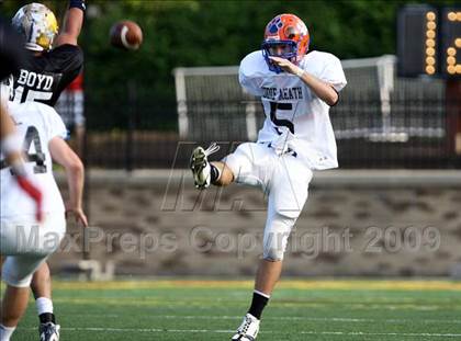 Thumbnail 3 in 27th Annual Eddie Meath All-Star Game (NY Section V) photogallery.