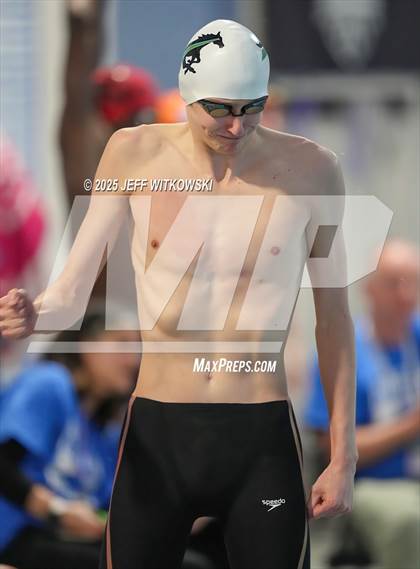 Thumbnail 2 in NCHSAA 4A Final photogallery.