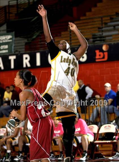 Thumbnail 1 in Hartselle vs. Jeff Davis (Huntsville Times Ladies Classic) photogallery.